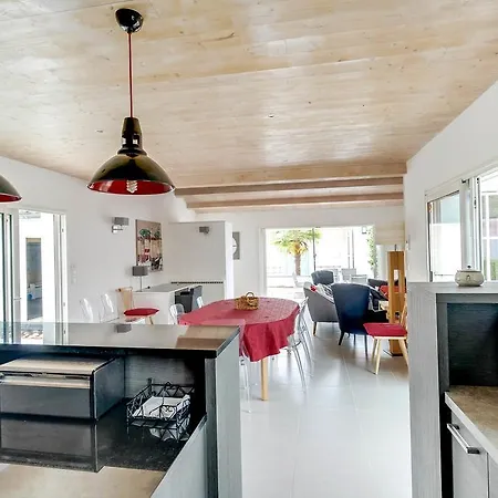 度假居 Pleasant Family Near The Beach 拉考德索梅